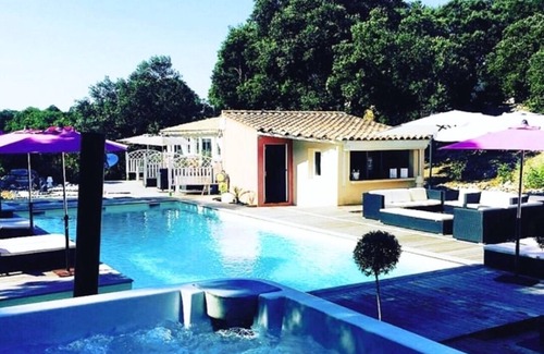 Puechabon Apartment | Appartement en Chambres D'hôtes, Piscine, Jacuzzi, Proche St Guilhem le Désert