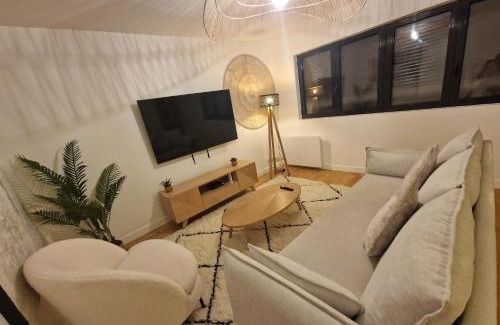 Enghien-les-Bains Apartment | Appartement Enghien-les-Bains à 7 min du Casino Barrière