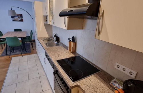 Villach Apartment | Appartement/fewo, Dusche und Badewanne, Terrasse - City Appartements Villach