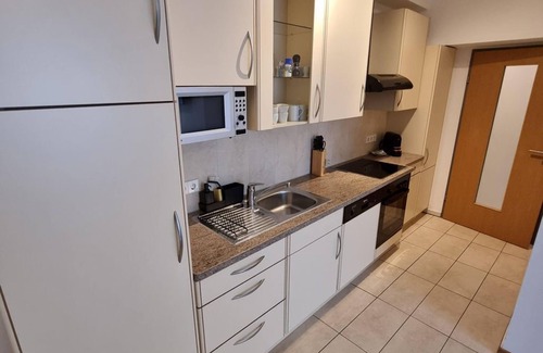 Villach Apartment | Appartement/fewo, Dusche und Badewanne, Terrasse - City Appartements Villach