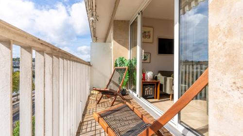 Billancourt–Rives de Seine Apartment | APPARTEMENT avec vue sur la Seine 10' en voiture de Paris et de la Tour Eiffel