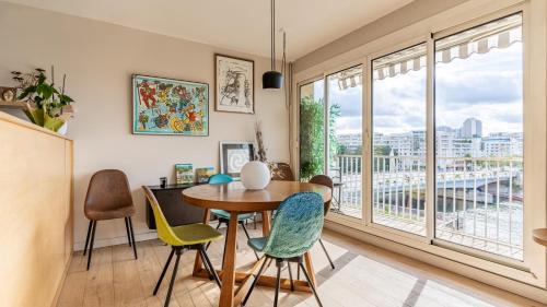 Billancourt–Rives de Seine Apartment | APPARTEMENT avec vue sur la Seine 10' en voiture de Paris et de la Tour Eiffel