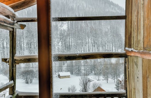 Molines-en-Queyras Apartment | Appartement Face Pistes Départ Toutes Activités Dans Petit Village du Queyras
