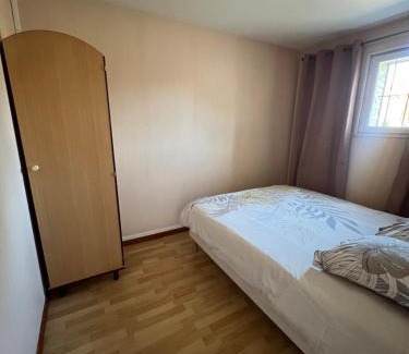 Saint-Eloy-les-Mines Apartment | Appartement T2 Cosy