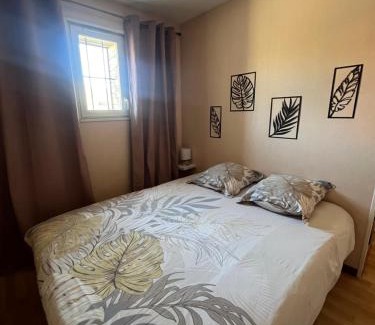 Saint-Eloy-les-Mines Apartment | Appartement T2 Cosy