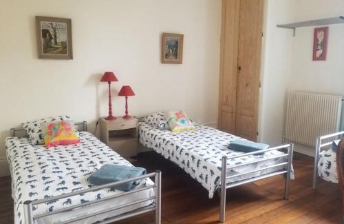 Toul Apartment | Appartement historique avec 4 chambres, parking, à proximité des attractions à Toul - FR-1-584-114