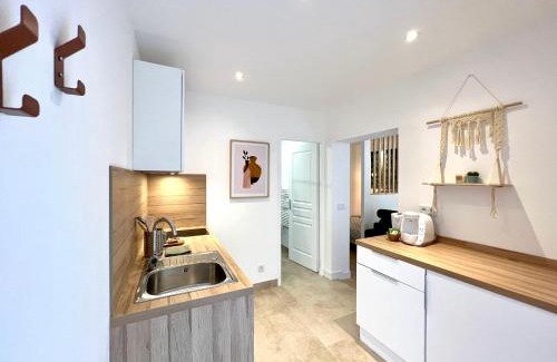 Miribel Apartment | Appartement ~ L'Amour à la Plage ~ à 15min de Lyon