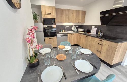 Cholet Apartment | Appartement "Le Colibri" centre Cholet 5pers