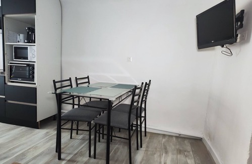 Saint-Ambroix Apartment | Appartement Le République Idéalement Situé