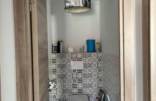 Oyonnax Apartment | Appartement privé et lumineux en centre-ville, à Oyonnax, proche des lacs