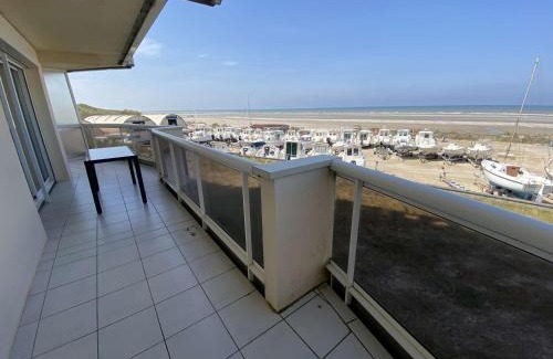 Merlimont-Plage Apartment | Appartement RDC face à la mer avec balcon et parking privatif - FR-1-672-26