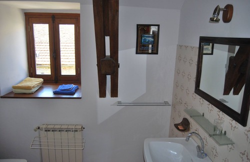 Assier Apartment | Appartement Spacieux, Calme. Quercy