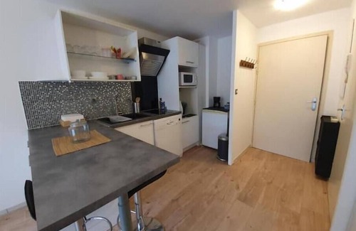 Sept Deniers Apartment | Appartement T2 35m2 Dans Résidence Avec Piscine