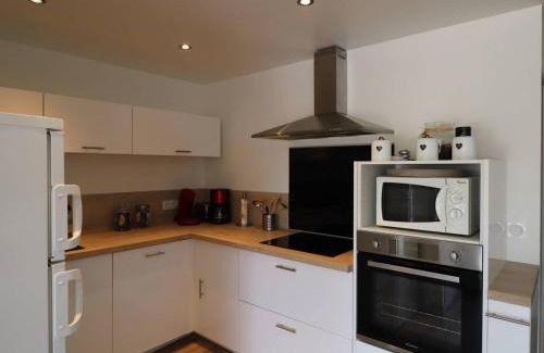 Le Grau-Du-Roi Apartment | Appartement T2 avec Terrasse et Piscine au Grau-du-Roi, Proche Mer et Commerces - FR-1-307-237