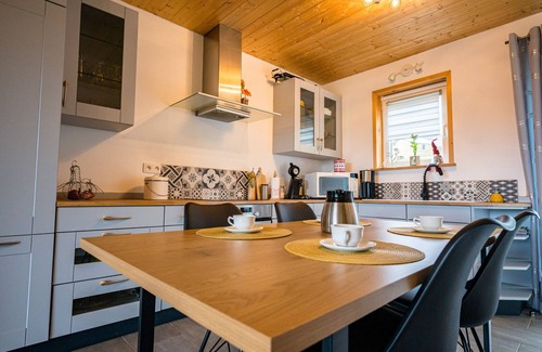Froidchapelle Apartment | Appartement Terrasse du Pont Alsort
