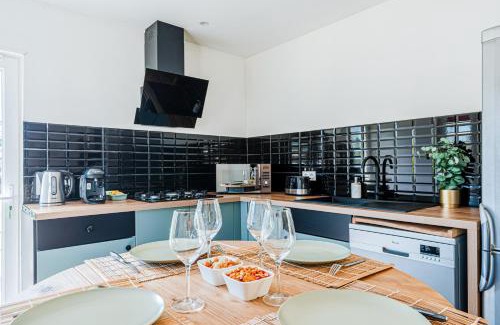 Pornichet Apartment | Appartement - Terrasse 20M2 - La Baule - Parking Gratuit - Cuisine - Nature - Calme - Wifi