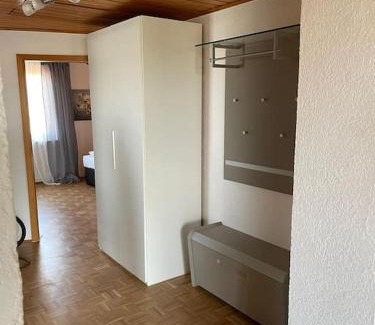Hofheim in Unterfranken Apartment | Appartio - Ferienwohnung "Dorfblick" Dachgeschoss - 6 Personen - Netflix - Waschmaschine