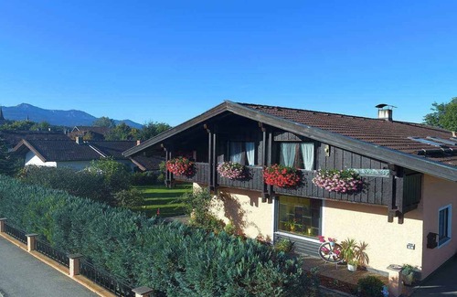 Grabenstatt Apartment | Appartment Gabi - 100 qm, für bis zu 4 Pers. 2 Schlafzi, 2 Bäder