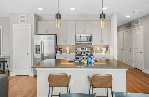 Fort Worth Apartment | Appealing 2BD 2BA Apartment with Pool in Fort Worth