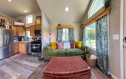 Sequim House | Apple Blossom Bungalow