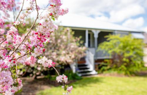 Stanthorpe House | Apple Blossom Cottages