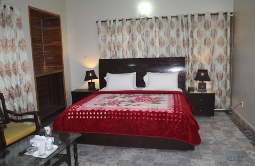 Karachi House | Apple Karachi Guest House