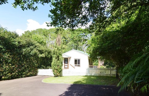 Montville House | Apple Tree Cottage Montville