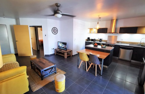 Etang Sale Les Bains Apartment | Appt "corail" au Pied du Lagon de St Leu