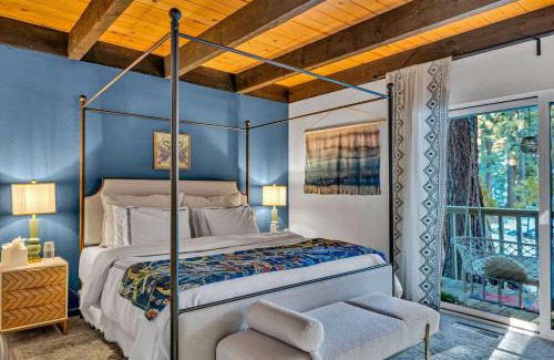 Kings Beach House | Apres All Day Stylish Retreat Near Beach & Slopes