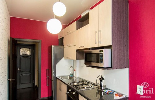 Syktyvkar Apartment | April on Sovetskoy