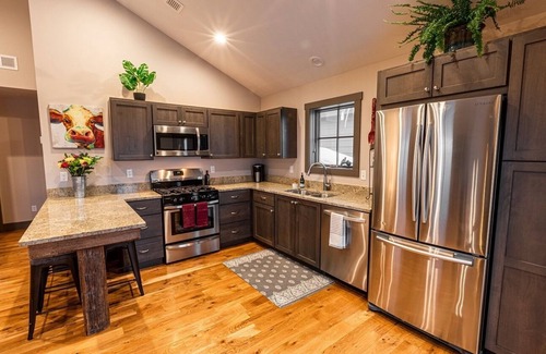 Gunnison Apartment | Apt. 7703' - In-town livin', few blocks from downtown shops & restaurants