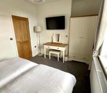 Market Weighton Apartment | Apt D in Old Grade 2 Converted Farmhouse