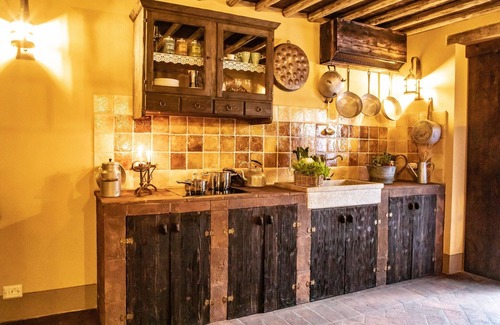 Vicopisano Apartment | Apt. IL CARCERE - "Brunelleschi Manor" Medieval Apartment Resort