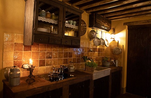 Vicopisano Apartment | Apt. IL CARCERE - "Brunelleschi Manor" Medieval Apartment Resort