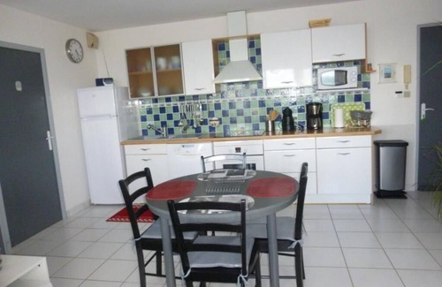 Perros-Guirec Apartment | Apt sea view and direct access to the beach, Internet access, 4 people