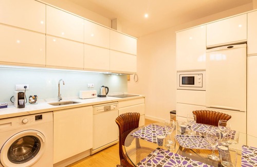 Central District Apartment | Apto Catedral. Lovely apartment with the best location in Central Granada.