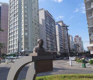 Boqueirao Apartment | Apto em Santos a uma quadra da praia do Boqueirão