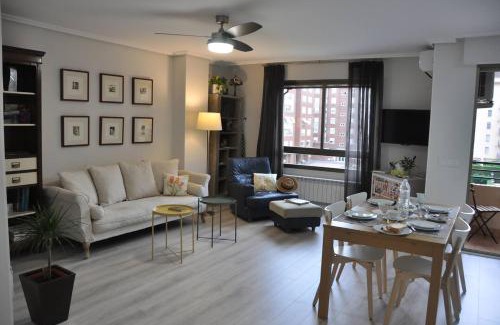 Logrono Apartment | Apto La Estambrera I I Wifi y Aire Acondicionado