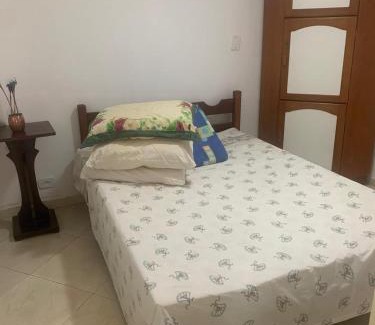 Guriri Apartment | Apto no centro comercial de guriri, 2 garagens andar térreo