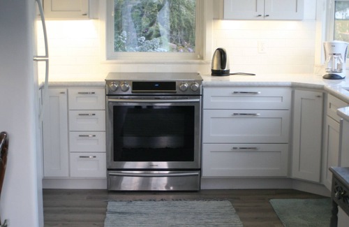 Aptos Cottage | Aptos Bayview, large 1 Br.Cottage, Pets & parking. Ocean View deck, fire pit