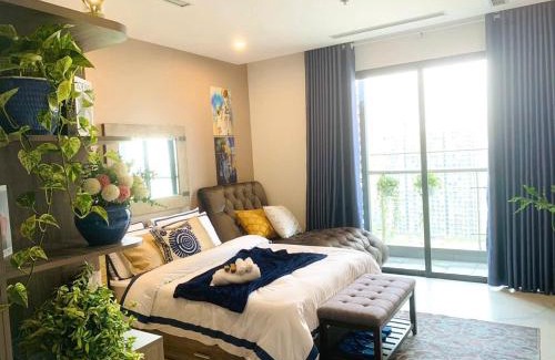 District 9 Apartment | AQHOMES at Vinhomes Grand Park