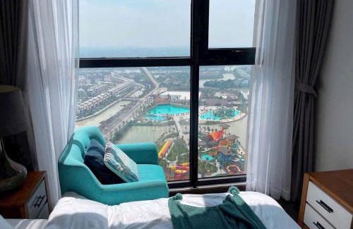 District 9 Apartment | AQHOMES at Vinhomes Grand Park