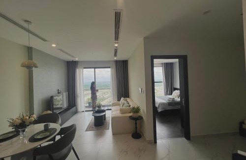 District 9 Apartment | AQHOMES at Vinhomes Grand Park