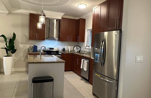Coral Harbour Apartment | Aqua Beach Condo!