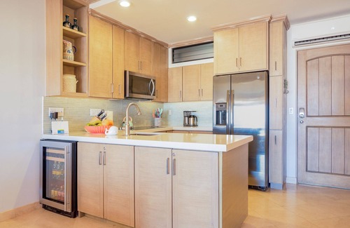 San Jose del Cabo Condo | Aqua Blue Serenity.Chic romantic seaside sanctuary in boutique 5-star resort.