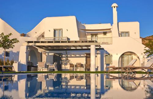 Maragas House | Aqua Breeze Villas on the beach