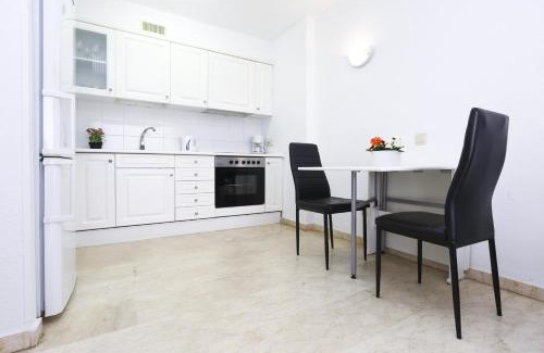 La Pineda Apartment | AQUAMARINA A HomeStay By Turismar