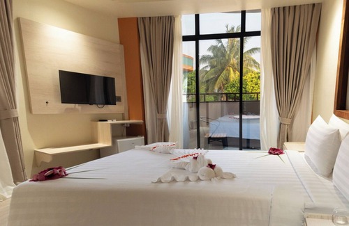 Maduvvari Hotel | Aquaraa