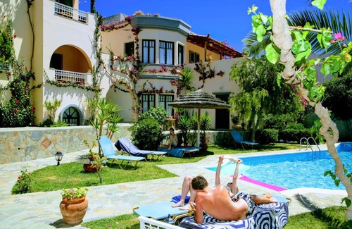 Agia Pelagia Apartment | Aquarius Exclusive Hotel - Breakfast and Meal Included
