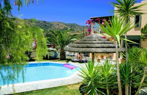 Agia Pelagia Apartment | Aquarius Exclusive Hotel - Breakfast and Meal Included
